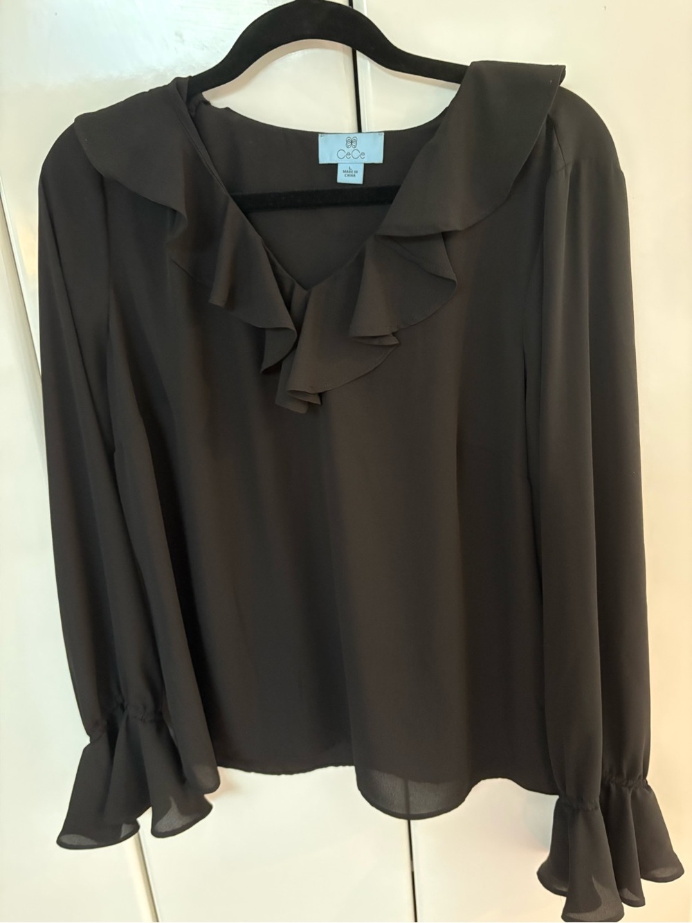 CeCe Black Ruffle-Trim Long Sleeve chiffon Blouse